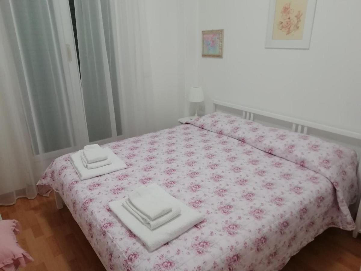 La Vie En Rose Lejlighed Rapallo Eksteriør billede